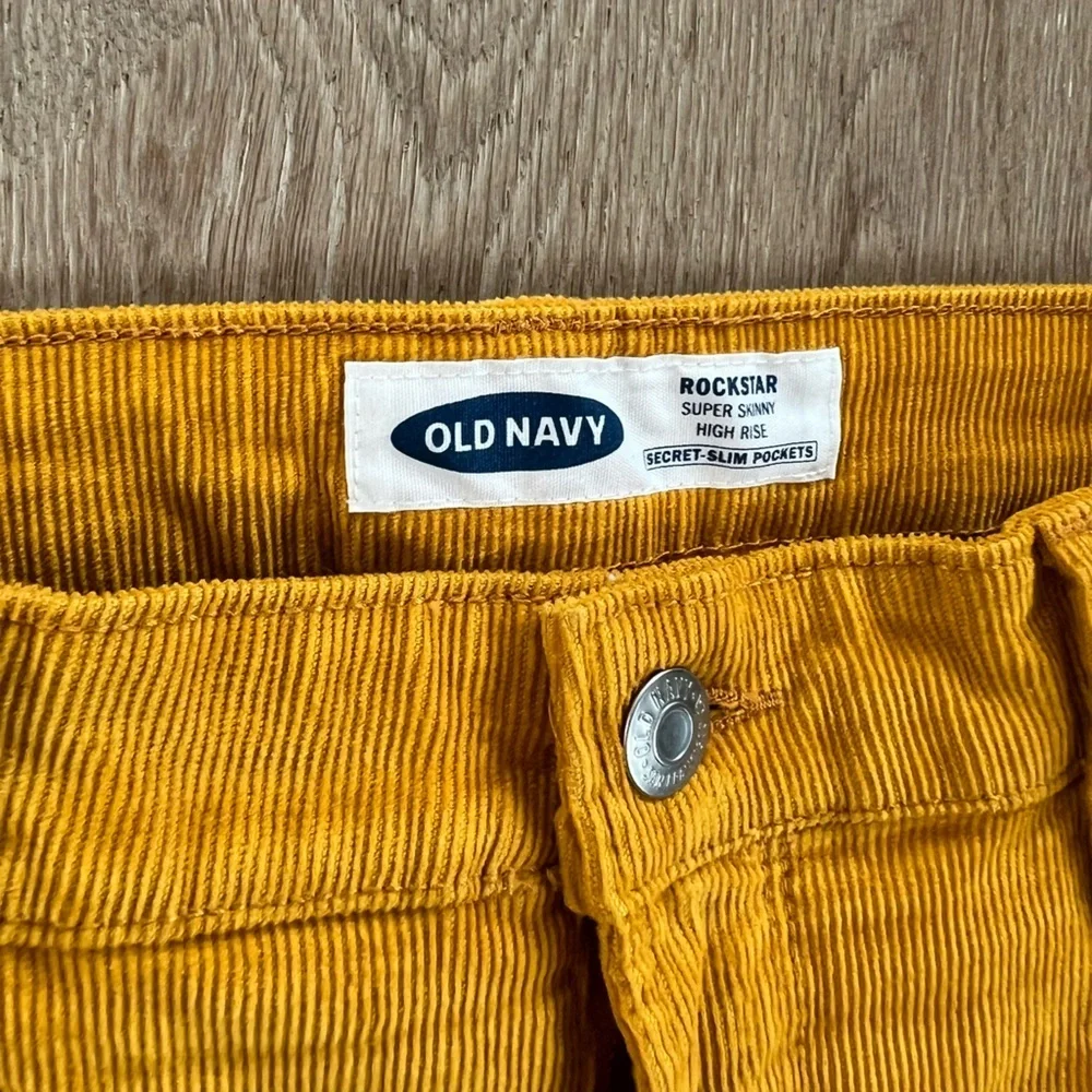 Old Navy Rockstar Super Skinny High Rise Mustard Yellow Corduroy Pants  Size 12
